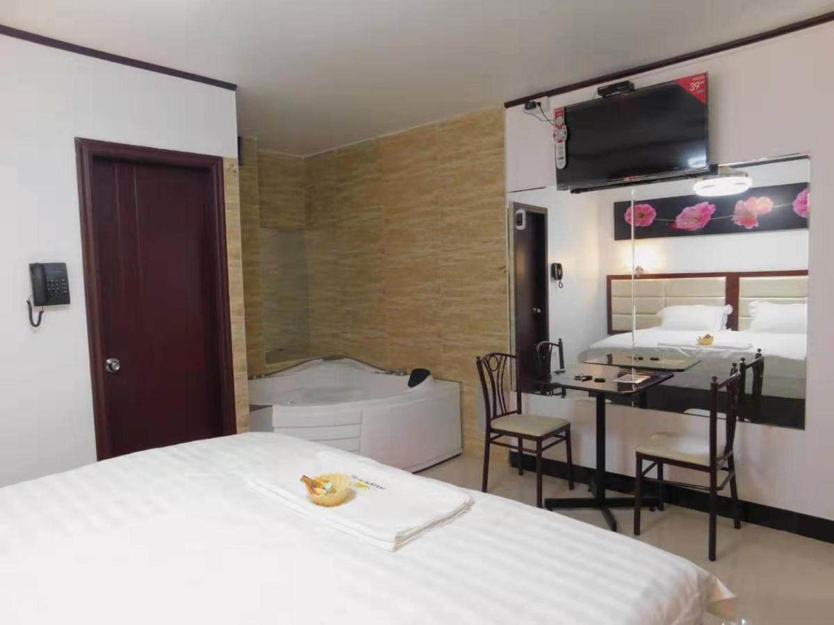 Hotel Sunshine Lima