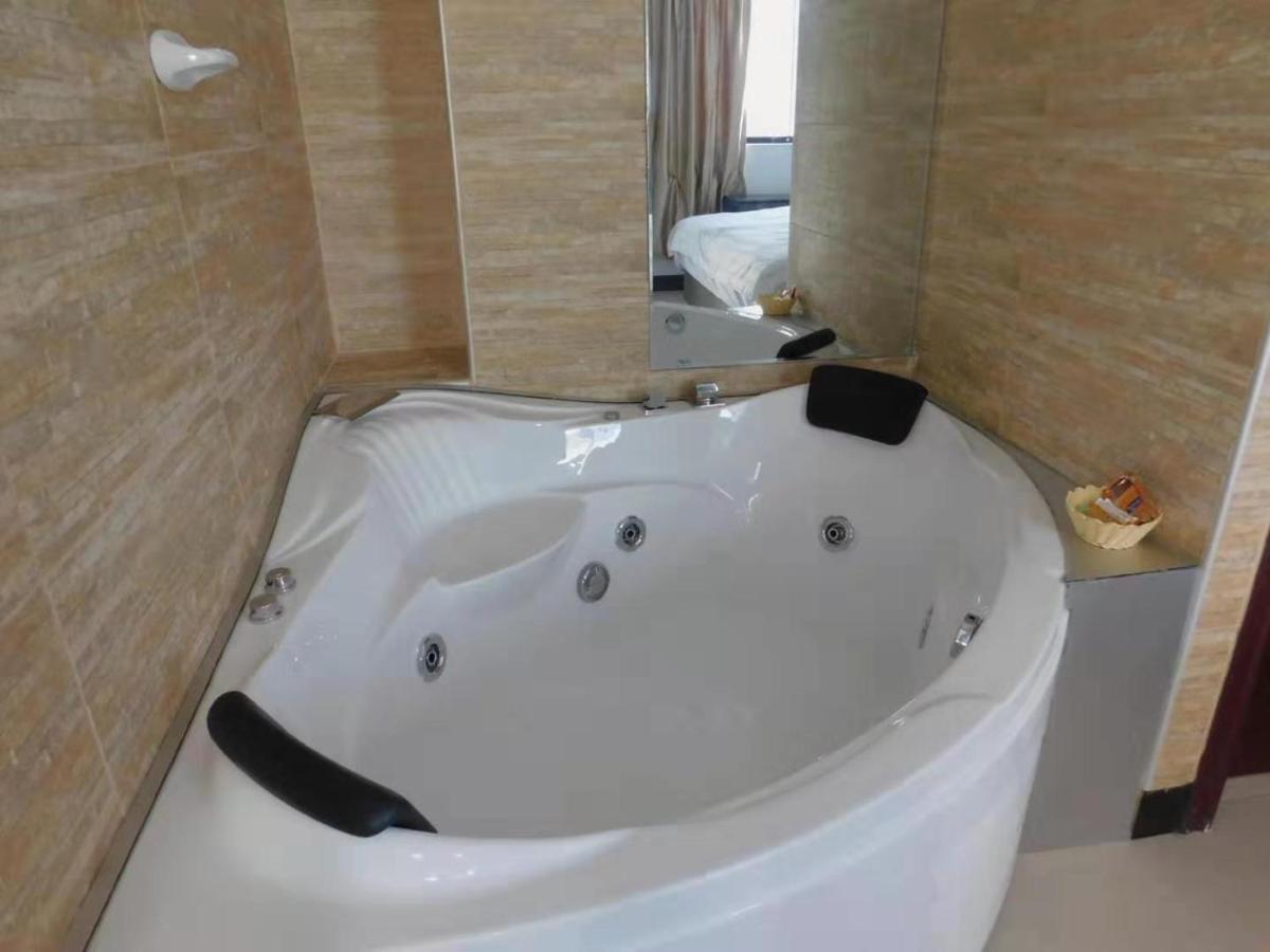 Hotel Sunshine 2*