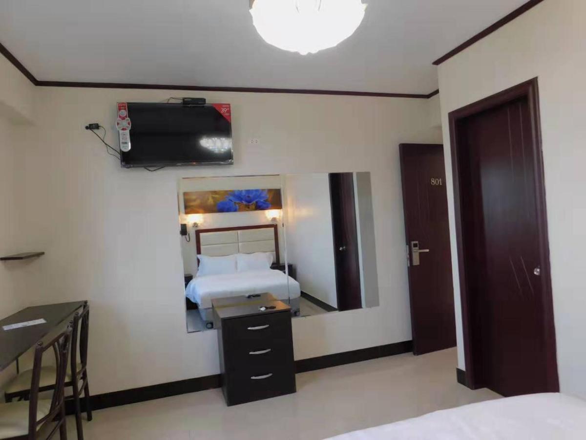 Sunshine Hotel 2*
